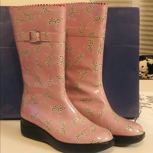 STUART WEITZMAN DALMATIAN RAINBOOT